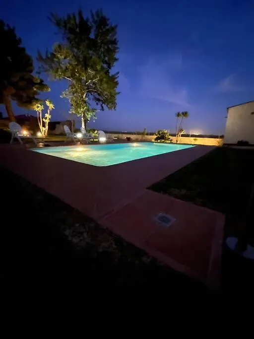 Villa Ferienvilla Dos Torres Hozanejos Spain